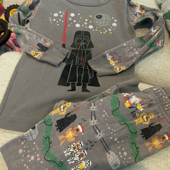 Star Wars Other - Hanna Andersson Star Wars Gray Cotton pajamas long sleeve set
